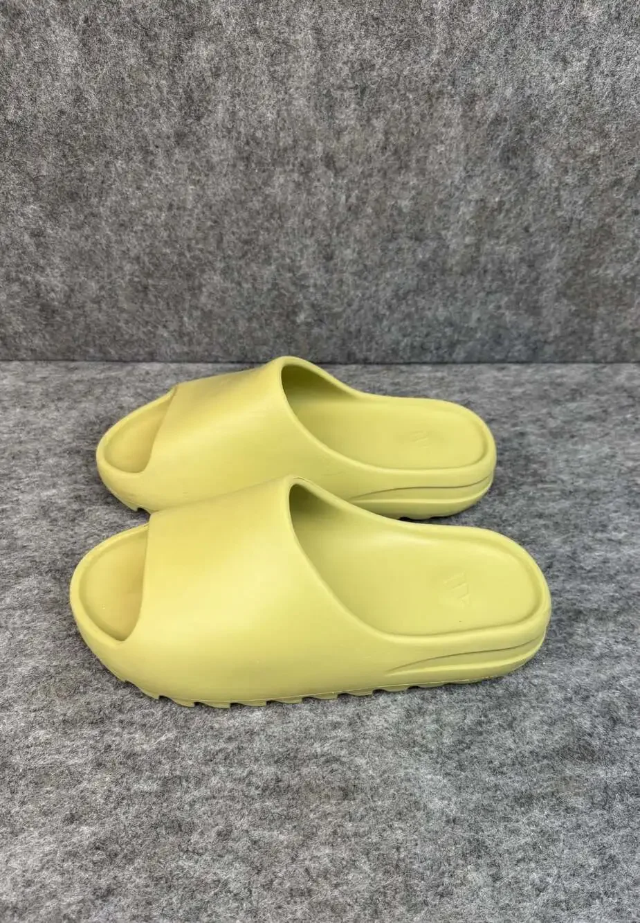 Adidas Yeezy Slides Glow Green Size 10